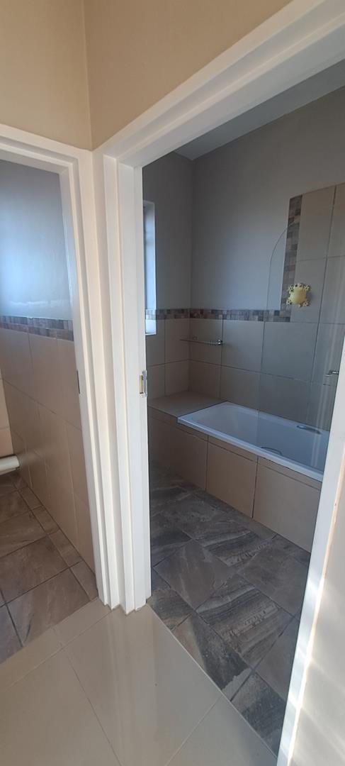 2 Bedroom Property for Sale in Richmond Hill Eastern Cape